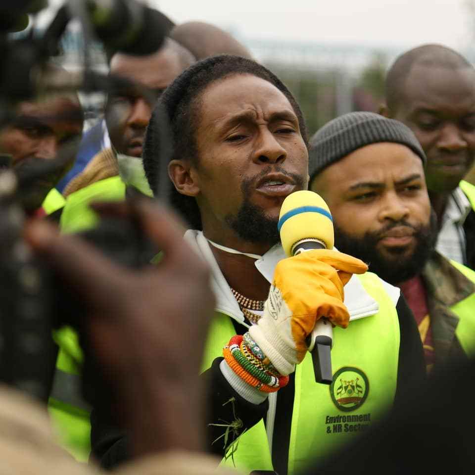 JAH CURE IS CALLING ALL ‘ROYAL SOLDIERS’ TO KEEP THE STREETS OF KENYA CLEAN 