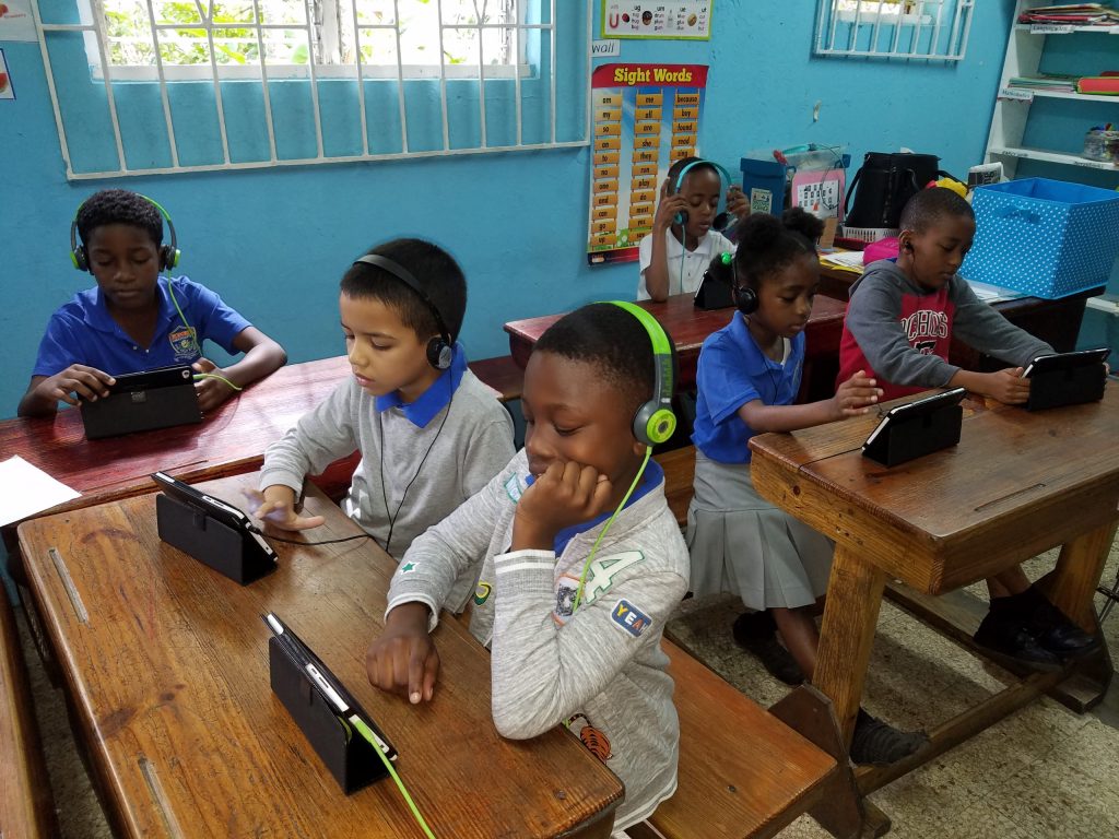UJAA’s Commitment to Provide Devices for Students Continues