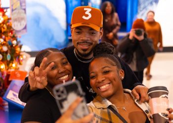 Chance the Rapper Lights Up MSI’s Grand Tree, Announces Date of 5th Annual “A Night at the Museum”